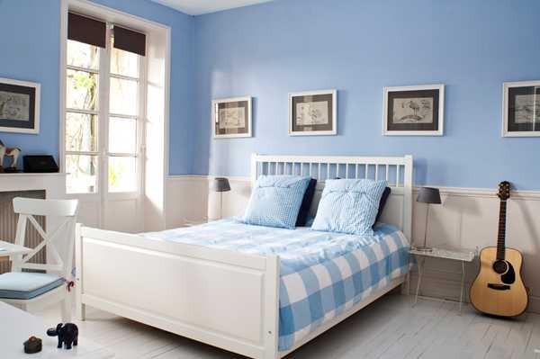 подростковая спальня в голубом