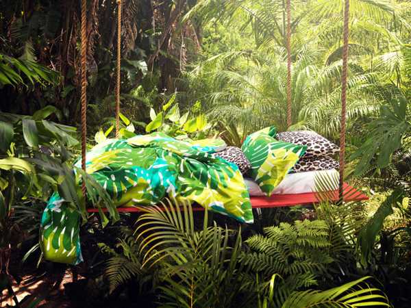 интерьер кровати в джунглях