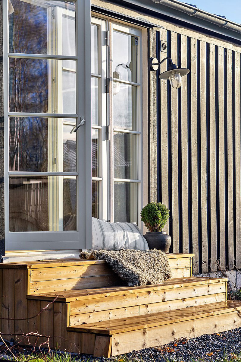 Бюджетный, но стильный и уютный загородный дом в Швеции