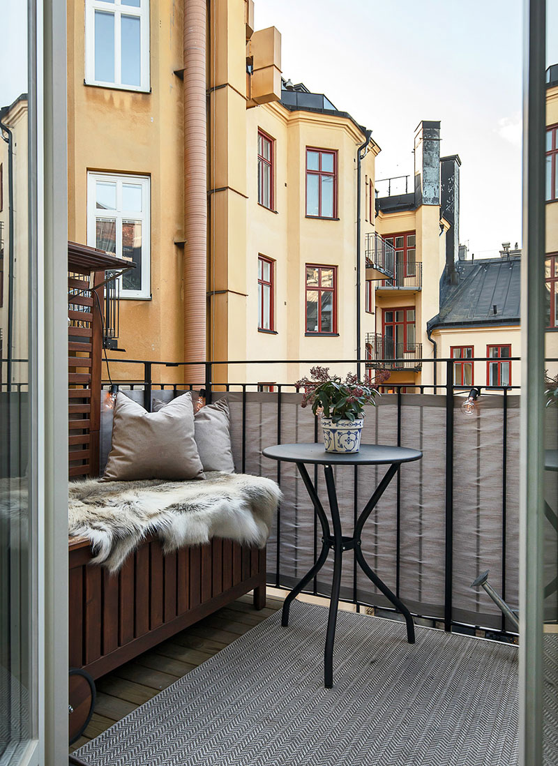 Серо-зеленая гамма в интерьере шведской квартиры (59 кв. м)