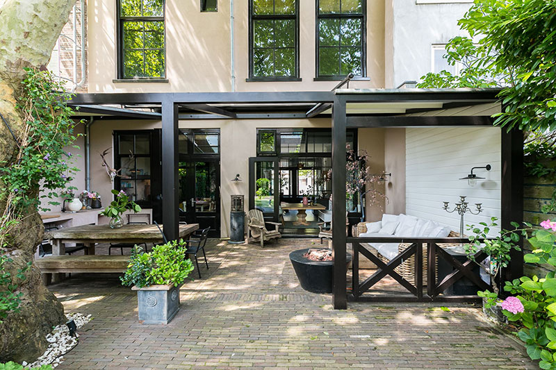 Класс! Необычный таунхаус с уютным внутренним двориком в Нидерландах