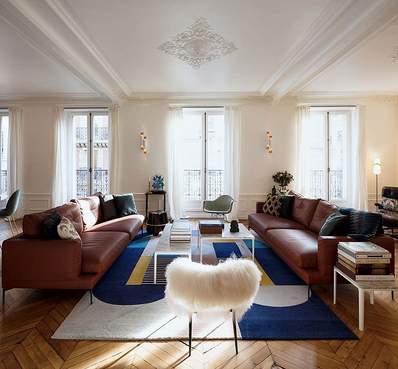 Класс! Неувядаемая классика: благородные тона в интерьере апартаментов в Париже
