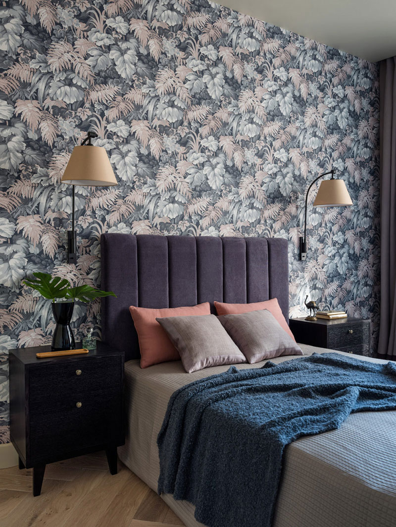interiors with motley wallpapers