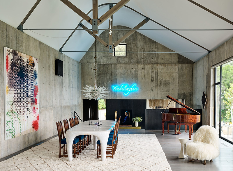 Concrete Walls And Extravagant Decor Modern House Of Writer