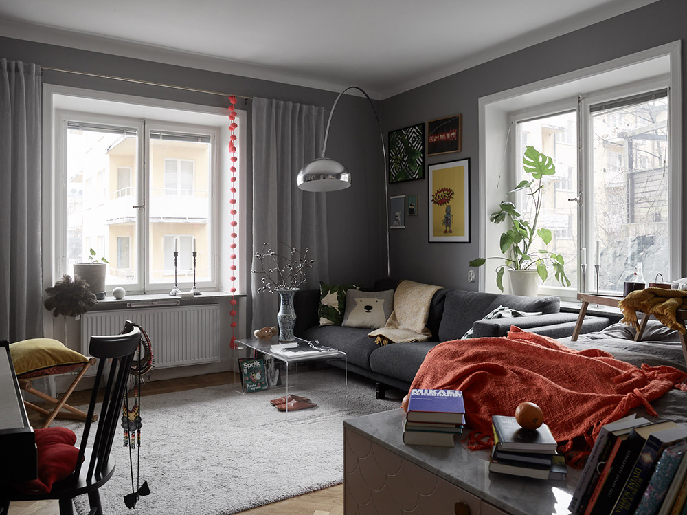 Small Gray Apartment Overlooking Lake In Stockholm 40 Sqm