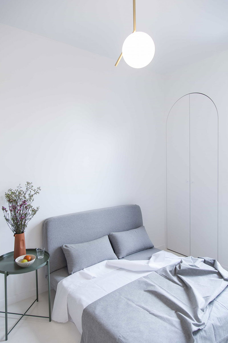 Стильный дизайн маленьких квартир в Париже от Batiik Studio