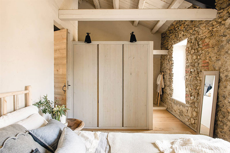 Прекрасное превращение старого амбара в уютный дом в Испании