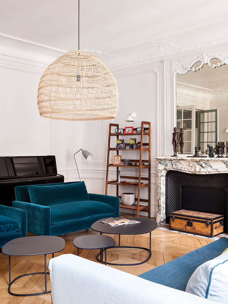 Современная классика, которая восхищает: квартира в центре Парижа
