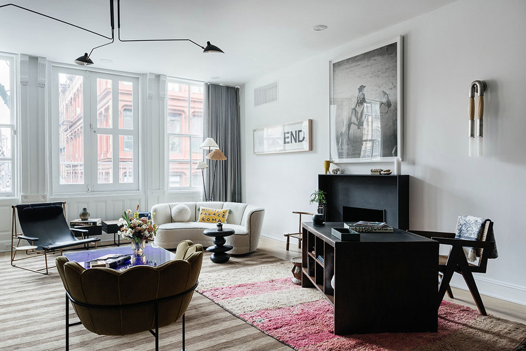 Интересные цветовые сочетания в интерьере квартиры в Нью-Йорке