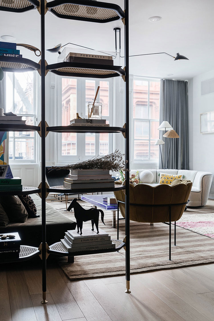 Интересные цветовые сочетания в интерьере квартиры в Нью-Йорке