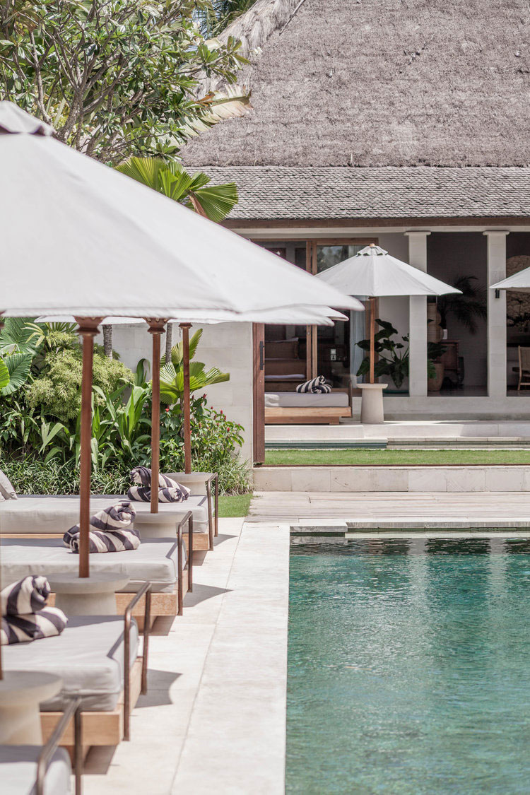 Роскошная вилла с бассейном на острове Бали