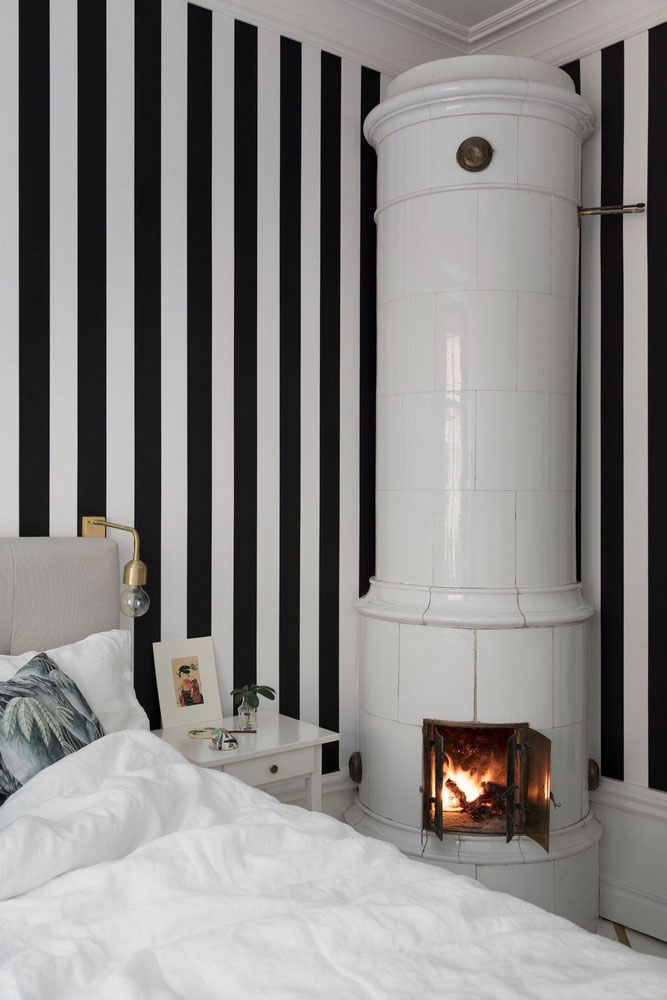 Шведская квартира с полосатой спальней и интересным декором