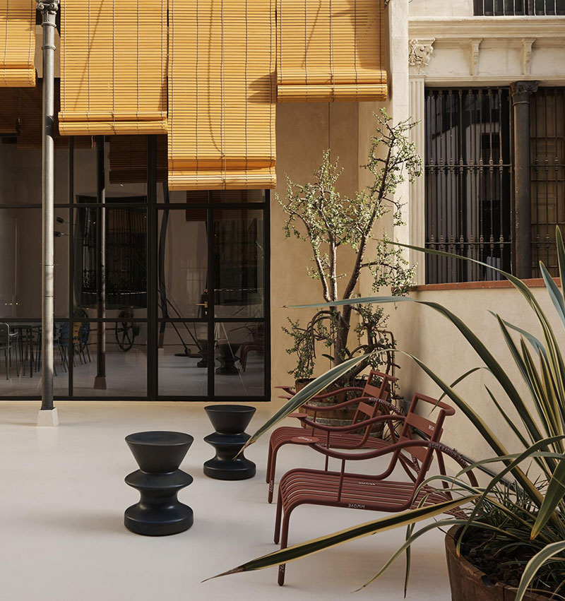 Из текстильного склада в стильный лофт: великолепное преображение квартиры в центре Барселоны