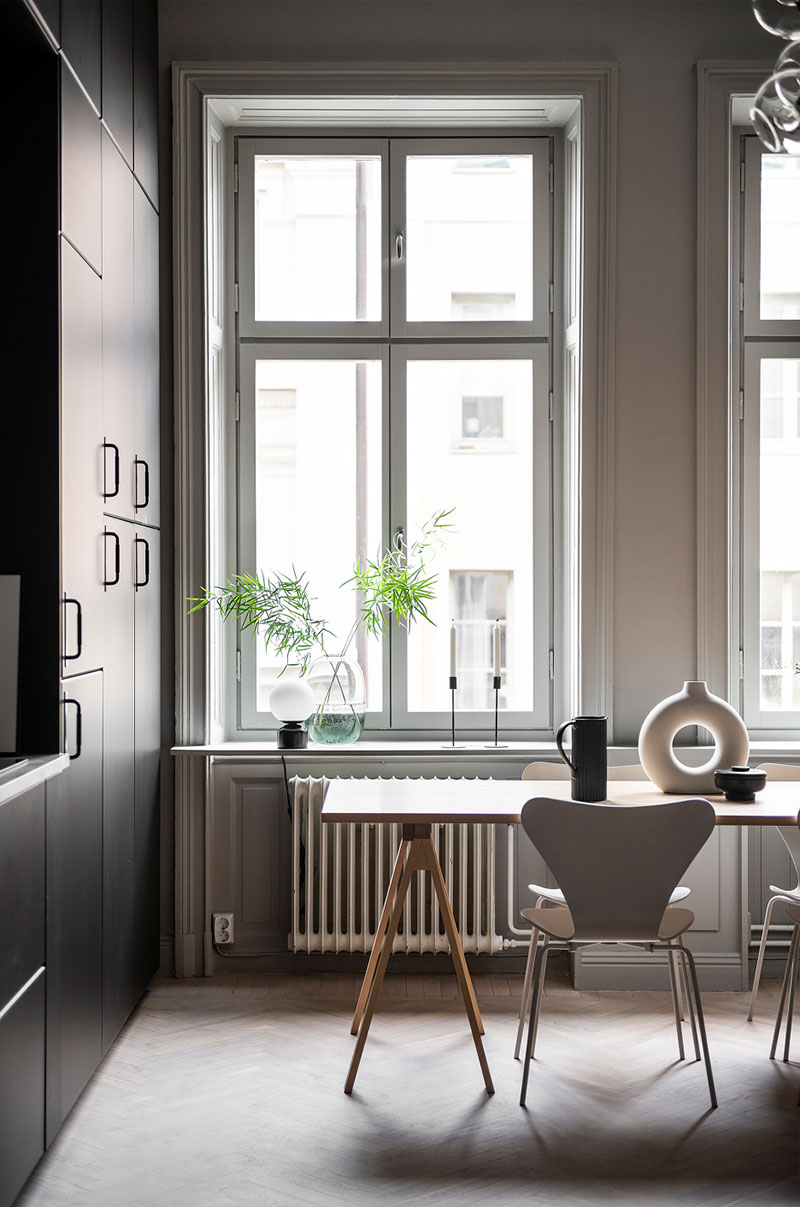 Маленькая, но стильная квартира с антресолью в Стокгольме (32 кв. м)