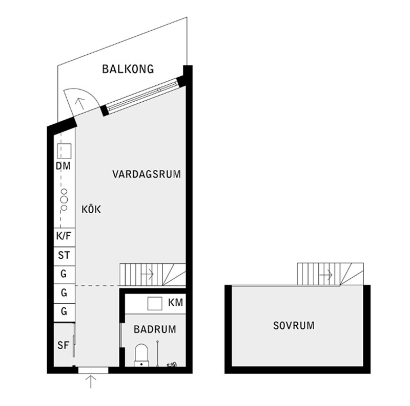 Небольшая белая квартира с антресолью и собственных входом (35 кв. м)
