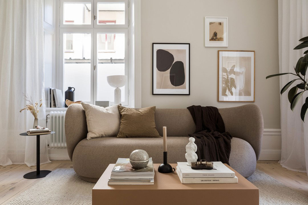 Элегантность, практичность, уют: очень маленькая квартира со спрятанной кроватью в Швеции (29 кв. м)