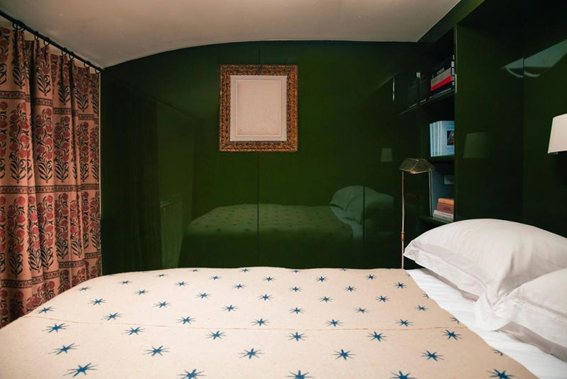 Чудесная маленькая квартира итальянского дизайнера в Париже