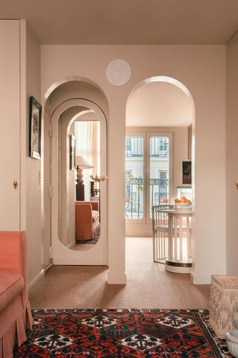 Чудесная маленькая квартира итальянского дизайнера в Париже
