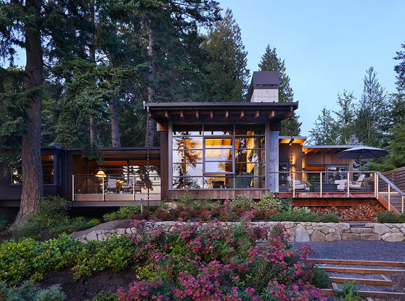 Уютный лесной дом отдыха с видом на залив в Сиэттле