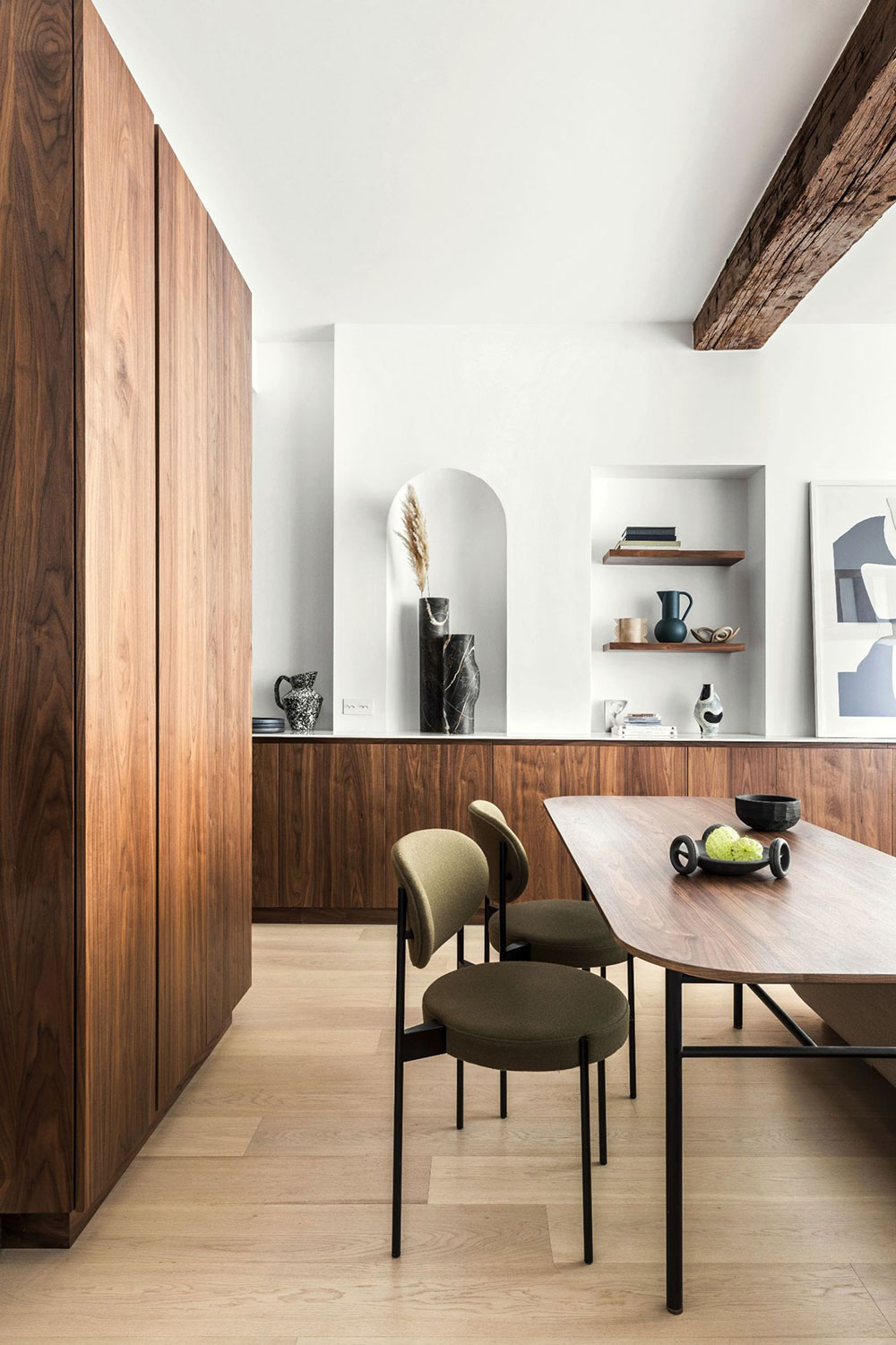 Небольшая квартира с интересными дизайнерскими решениями в Париже (45 кв.м)