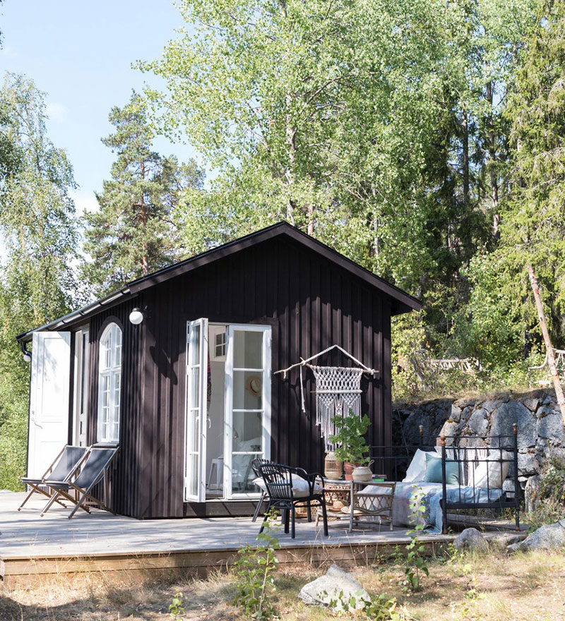 Очаровательный летний домик площадью всего 25 кв. м в Швеции