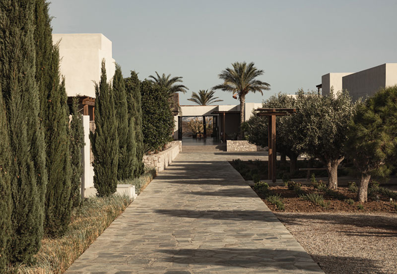 Современный греческий стиль и полный релакс: отель OKU на острове Кос