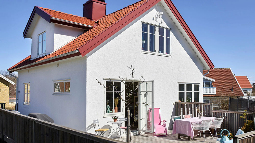 Пастельное царство: красочная дача в Швеции