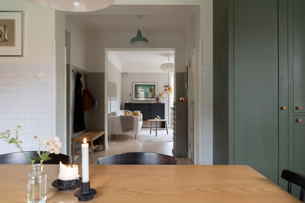 Двухуровневая квартира в Мальмё с потрясающей зелёной кухней (85 кв.м)