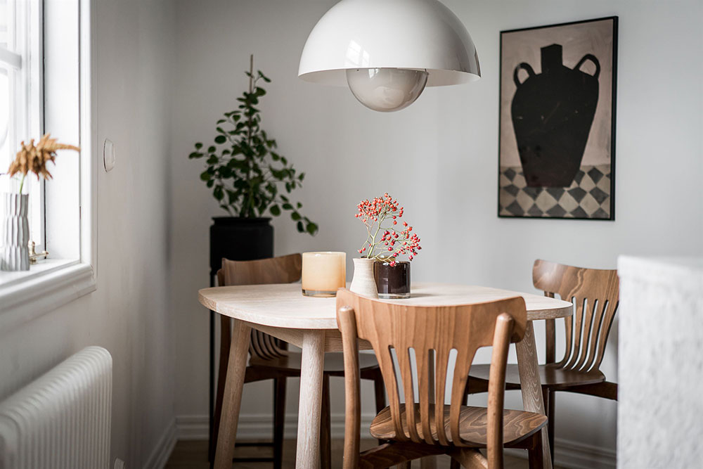Современная шведская квартира с необычной кухней (79 кв. м)