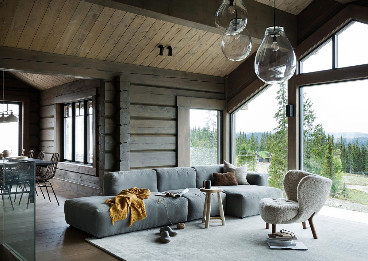 Стильные современные интерьеры деревянного коттеджа в горах Норвегии