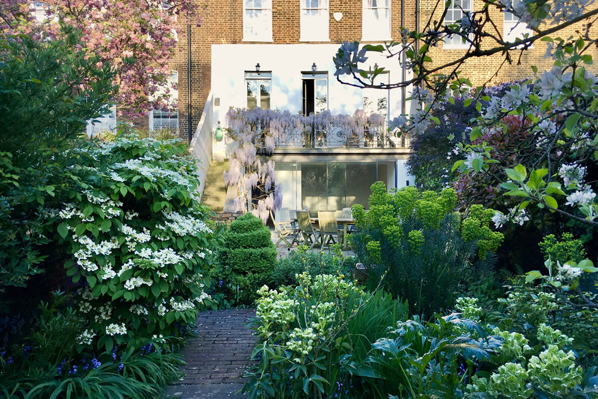 Неувядаемая красота: исторический таунхаус с потрясающим садом в Лондоне
