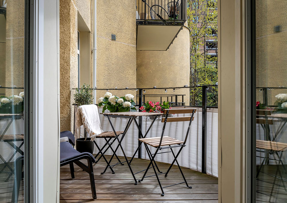 Стильная деревянная кухня и мягкая цветовая гамма: красивая квартира в Гётеборге (91 кв. м)