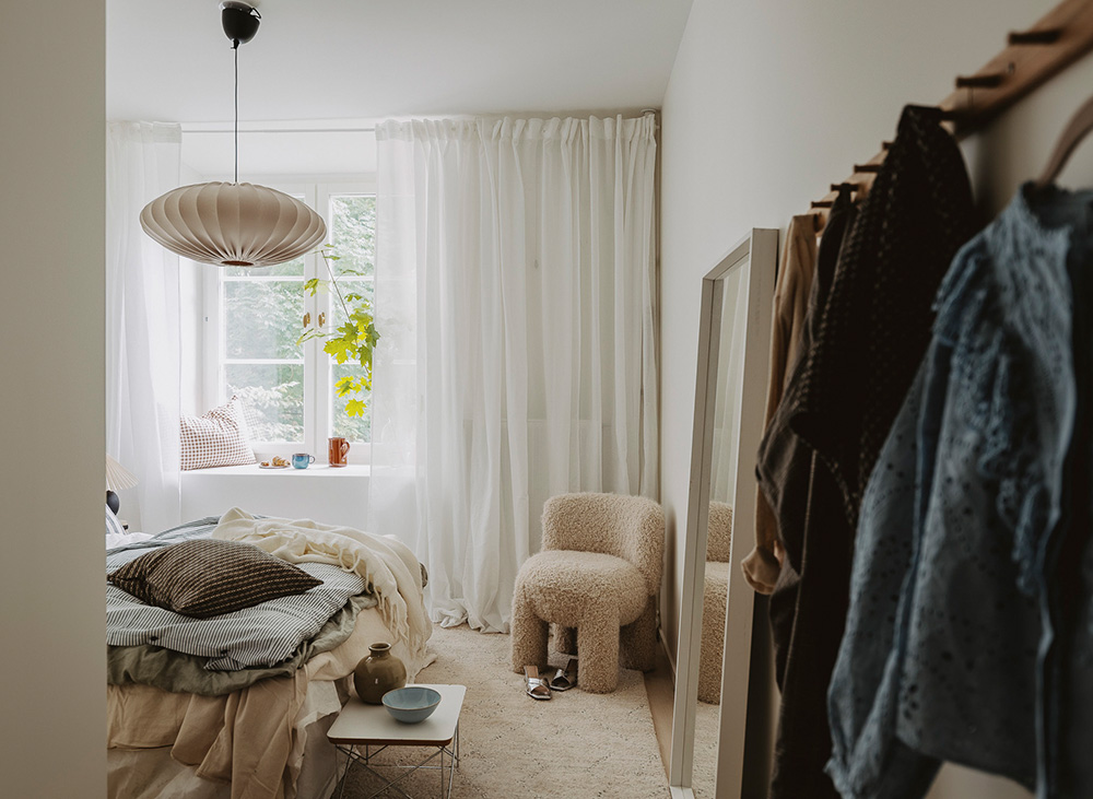 Маленькая квартира в Швеции с удлинённой планировкой и небольшой террасой (38 кв. м) Маленькая квартира в Швеции с удлинённой планировкой и небольшой террасой (38 кв. м)