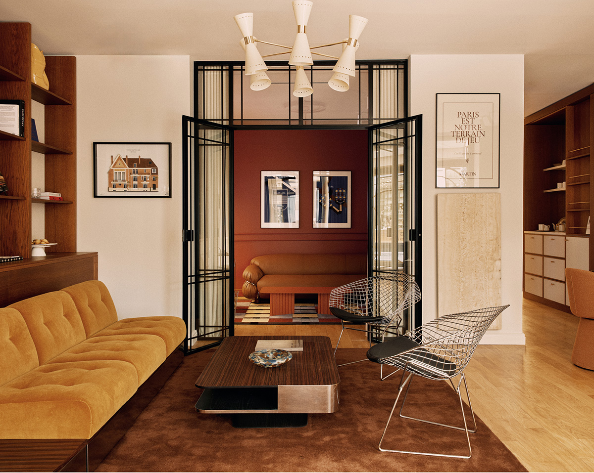 Офис французского агентства недвижимости, который выглядит как модный жилой дом Офис французского агентства недвижимости, который выглядит как модный жилой дом